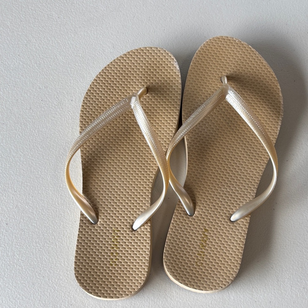 Old Navy Beige Flip Flop Sandals with Pearlized Straps